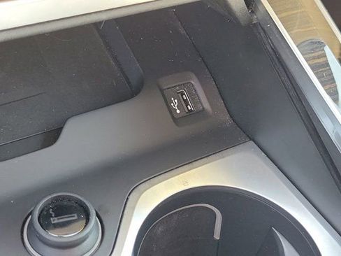 Used 2019 BMW X5 xDrive40i w/ Executive Package image 29