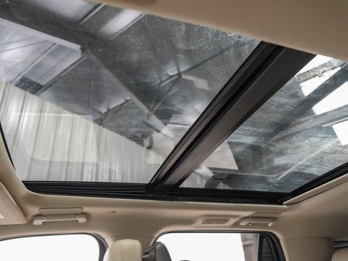 Used 2023 Lincoln Navigator L Reserve image 22