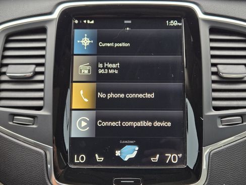 Used 2020 Volvo XC90 T6 Momentum image 18