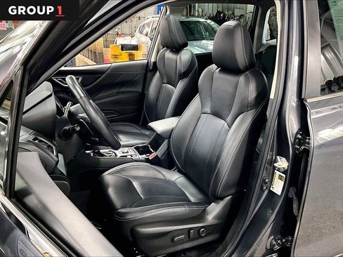 Used 2021 Subaru Forester Limited image 7