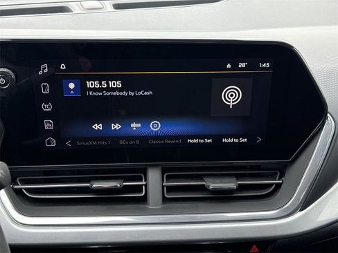 Used 2024 Chevrolet Trax LT image 12