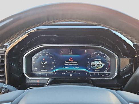 Used 2024 Chevrolet Silverado 2500 LT image 22