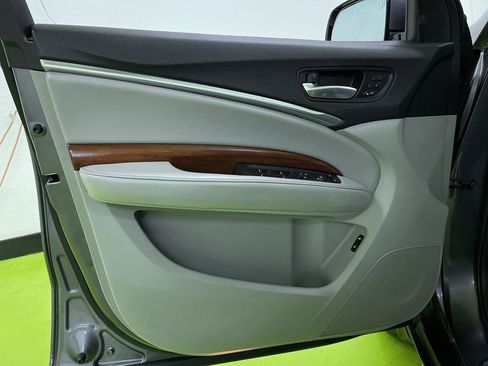 Used 2018 Acura MDX SH-AWD w/ Advance Package image 16