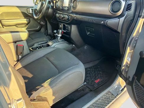 Used 2021 Jeep Wrangler Unlimited Sport image 13