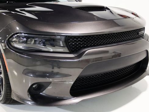 Used 2022 Dodge Charger R/T w/ Blacktop Package image 30