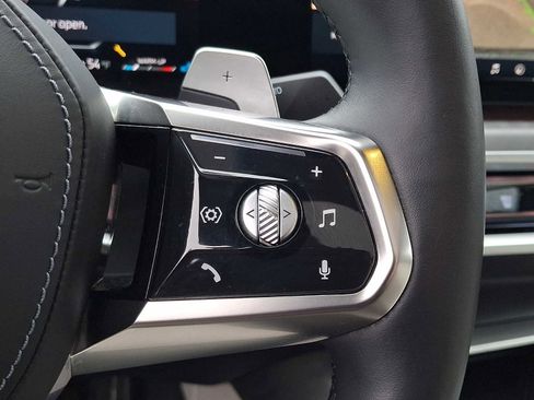 Certified 2024 BMW 760i xDrive w/ Executive Package image 23