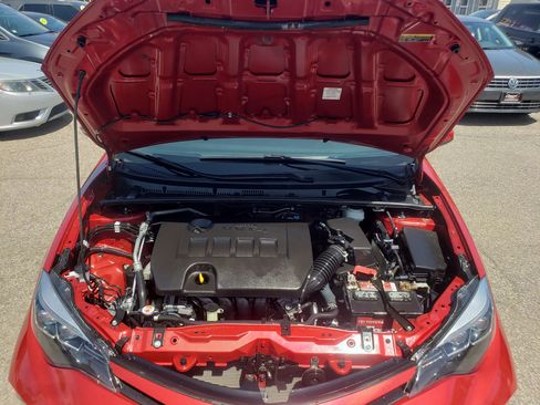 Used 2018 Toyota Corolla SE image 13