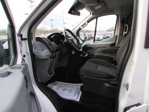 Used 2016 Ford Transit 350 XL RWD image 7