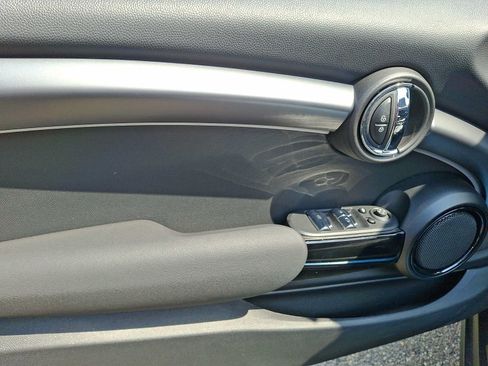 Used 2024 MINI Cooper S FWD image 10