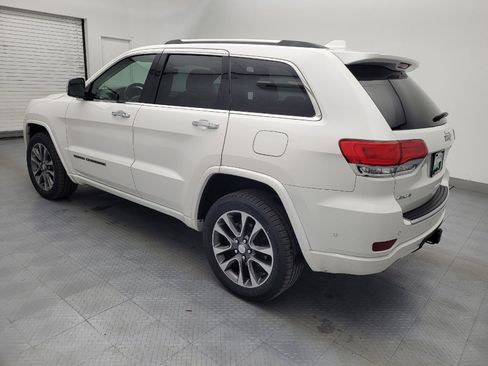 Used 2018 Jeep Grand Cherokee Overland image 3