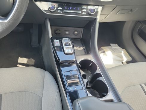 Used 2021 Hyundai Sonata SEL FWD image 17