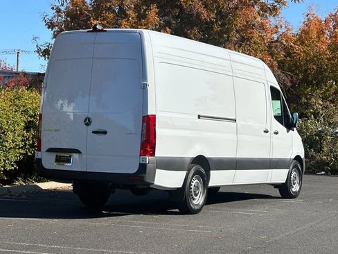 New 2025 Mercedes-Benz Sprinter 2500 image 3