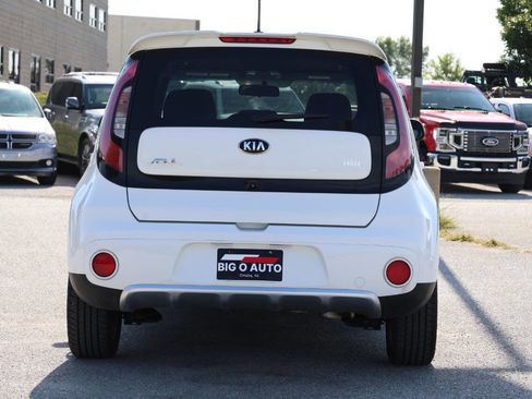 Used 2018 Kia Soul + w/ Audio Package image 10