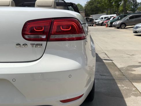 Used 2012 Volkswagen Eos Lux image 8