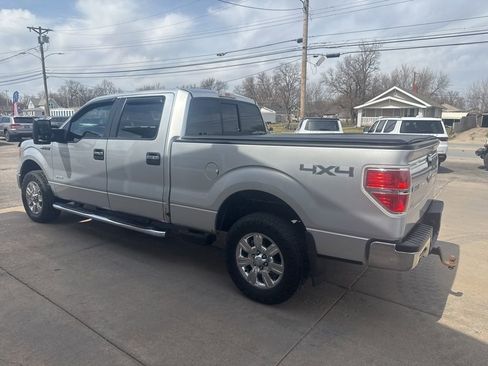 Used 2011 Ford F150 XLT w/ XLT Chrome Pkg image 4