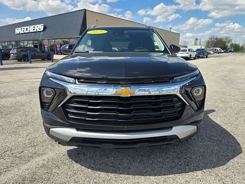Used 2025 Chevrolet TrailBlazer LT FWD image 8