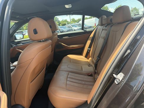 Used 2023 BMW 530i RWD image 35