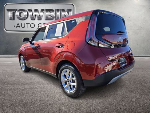 Certified 2024 Kia Soul LX w/ Option Group 015 image 7