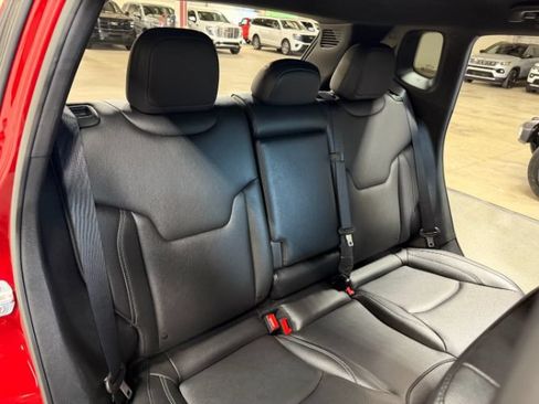 Used 2025 Jeep Compass Limited AWD/4WD image 31