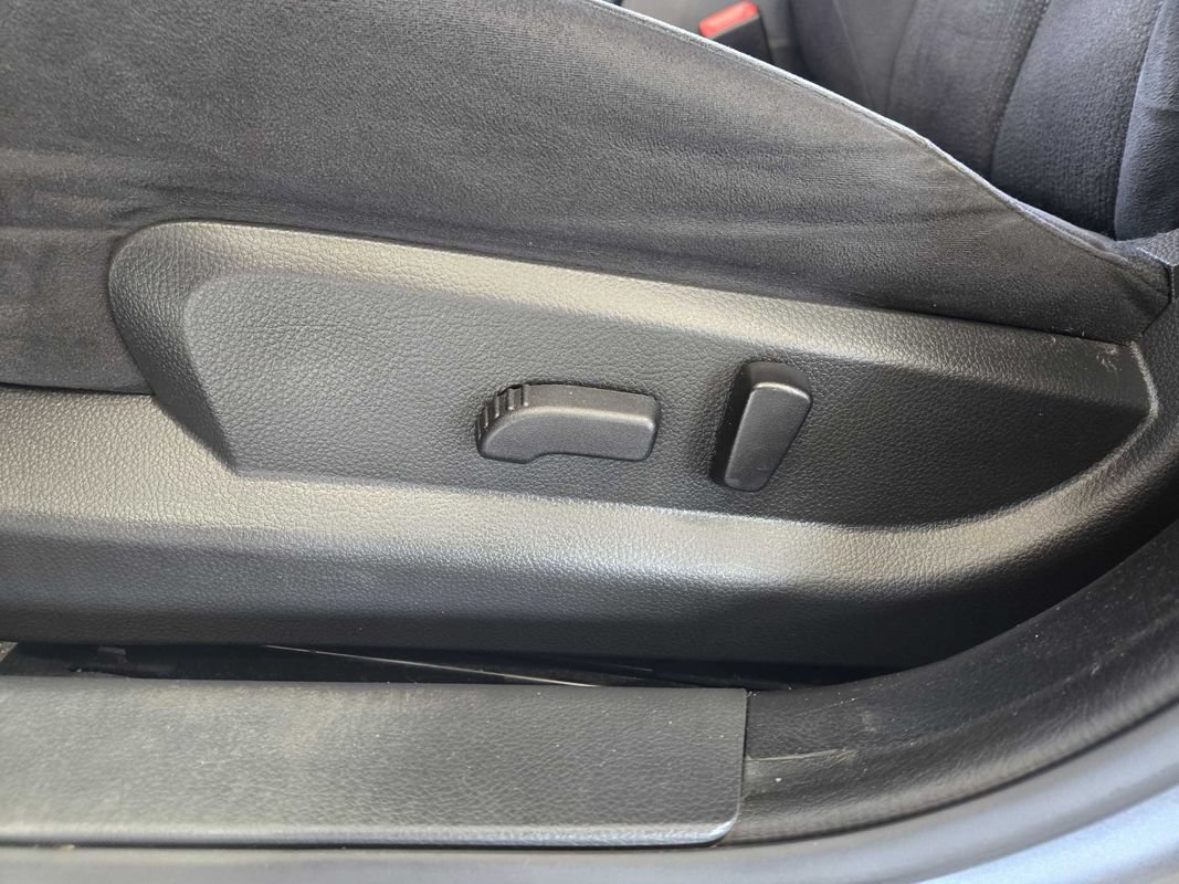 Used 2010 Nissan Altima 2.5 S w/ Convenience Plus Pkg FWD image 13