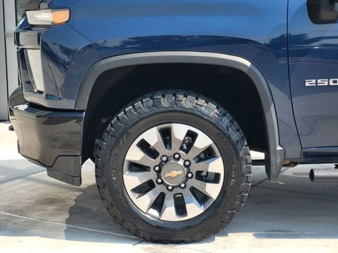 Used 2021 Chevrolet Silverado 2500 Custom w/ Custom Value Package AWD/4WD image 8