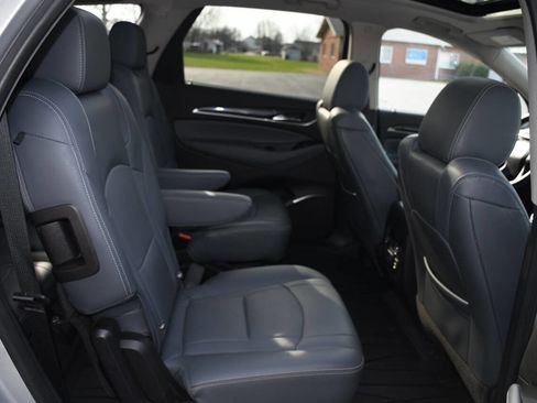 Used 2020 Buick Enclave Premium w/ Sun and Sites Package AWD/4WD image 26