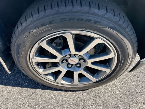 Used 2018 GMC Canyon Denali image 13