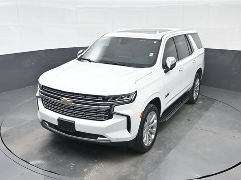 Used 2021 Chevrolet Tahoe Premier w/ Premium Package AWD/4WD image 16