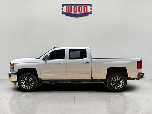 Used 2018 Chevrolet Silverado 2500 LTZ w/ Duramax Plus Package AWD/4WD image 4
