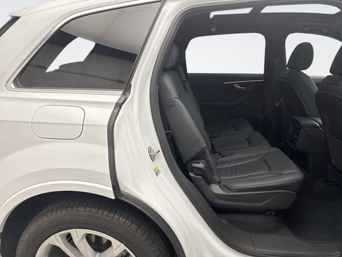 Used 2025 Audi Q7 3.0T Premium Plus AWD/4WD image 20