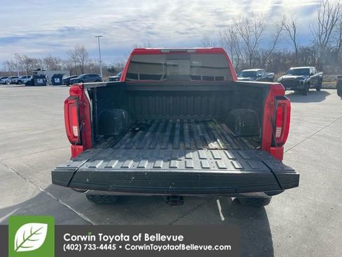 Used 2019 GMC Sierra 1500 SLT w/ SLT Premium Package image 17