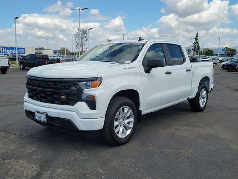 Used 2026 Chevrolet Silverado 1500 Custom image 4