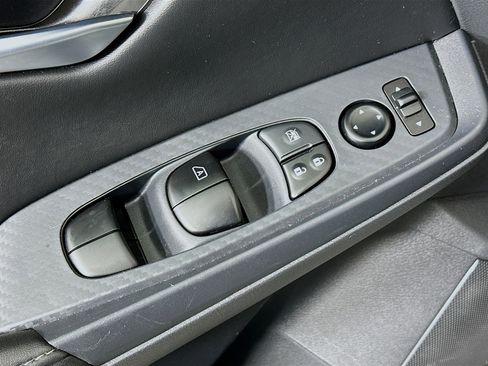 Used 2024 Nissan Sentra SV image 15