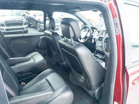 Certified 2019 Dodge Grand Caravan GT FWD image 37