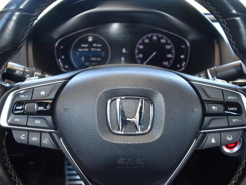 Used 2022 Honda Accord Sport image 11