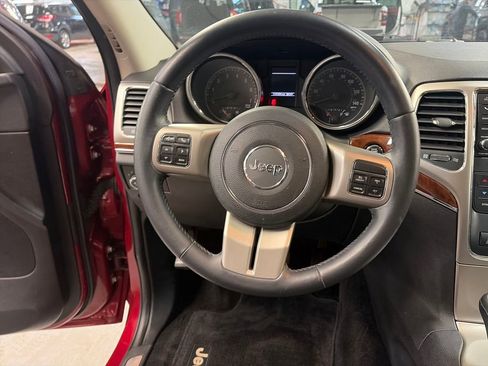 Used 2013 Jeep Grand Cherokee Limited w/ Trailer Tow Group image 21