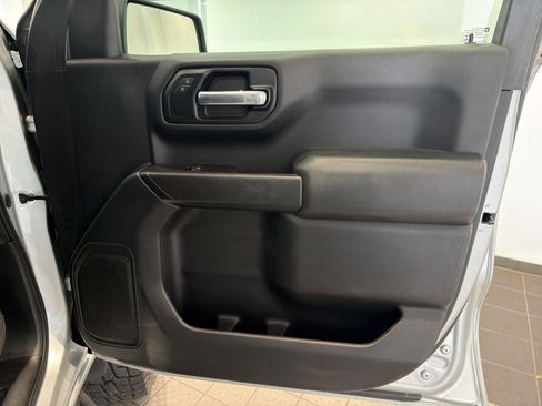 Used 2019 Chevrolet Silverado 1500 Custom Trail Boss w/ Custom Convenience Package image 26