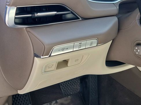 Used 2023 Genesis GV80 2.5T w/ Advanced Package image 27