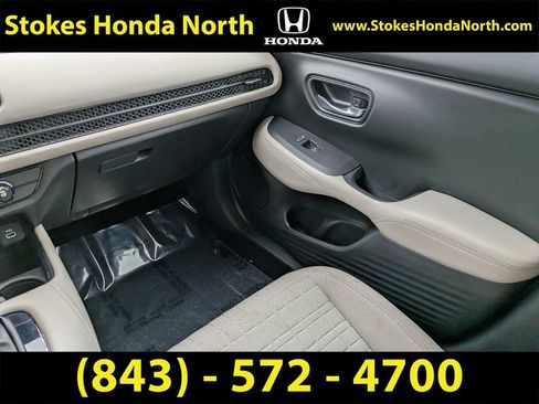 Certified 2025 Honda HR-V LX image 18