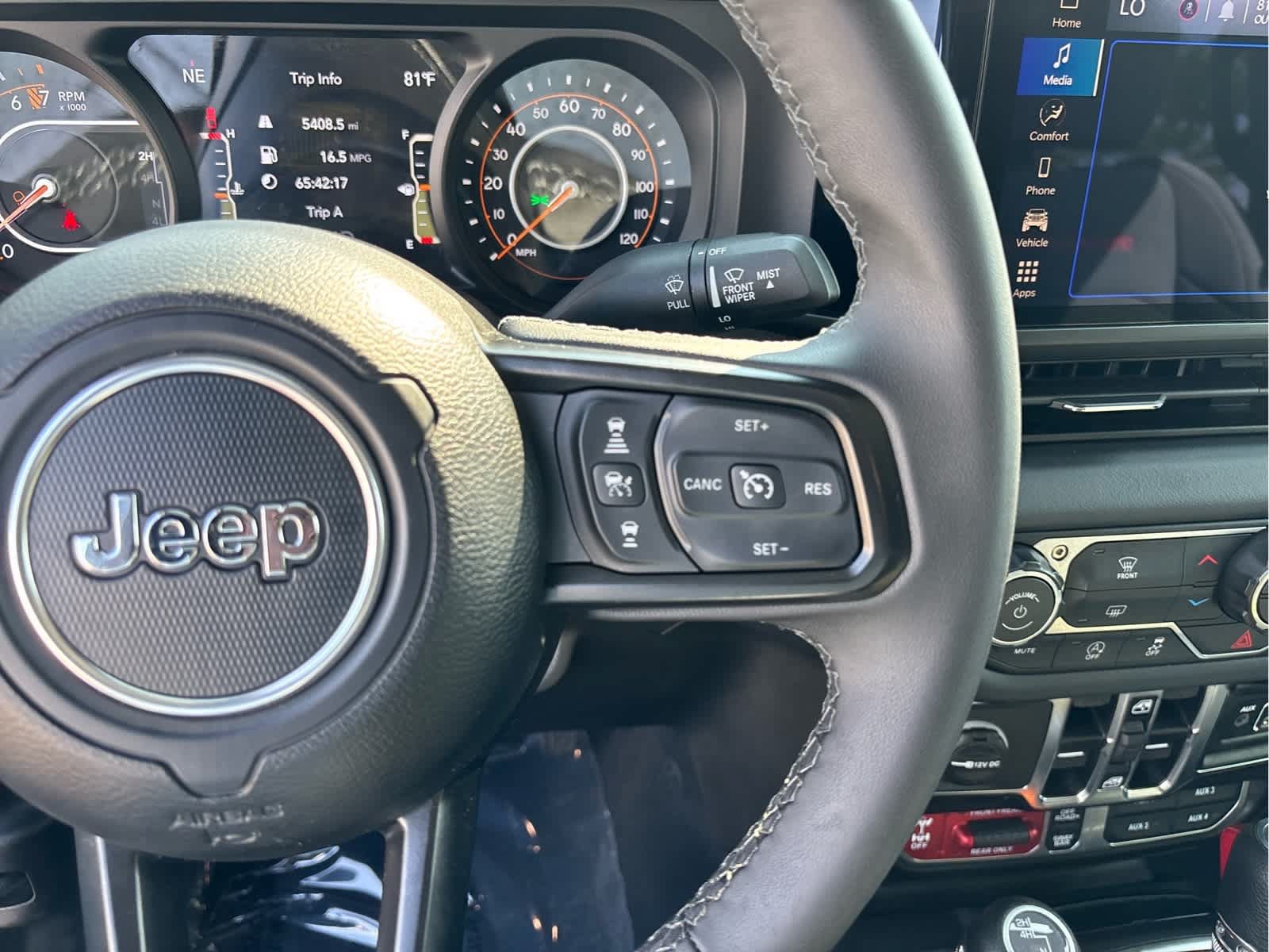 Used 2026 Jeep Gladiator Rubicon AWD/4WD image 35