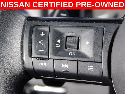 Certified 2022 Nissan Rogue SV image 31