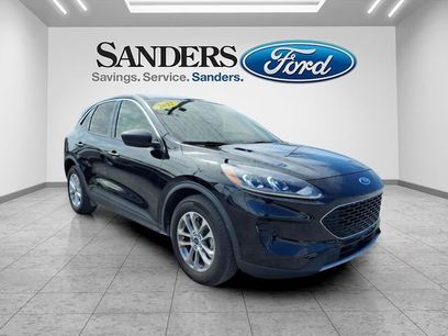Used 2022 Ford Escape SE w/ Convenience Package