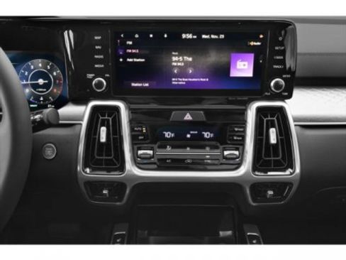 Used 2023 Kia Sorento SX image 13