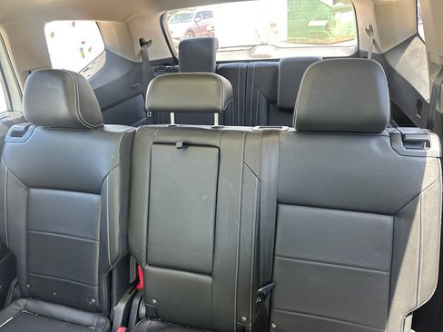 Used 2023 Volkswagen Atlas SE w/ Panoramic Sunroof Package AWD/4WD image 47