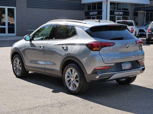 Used 2023 Buick Encore GX Essence w/ Experience Buick Package image 6