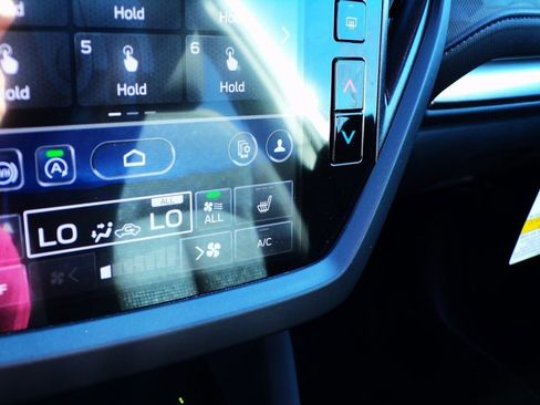 Certified 2025 Subaru Forester Premium image 16