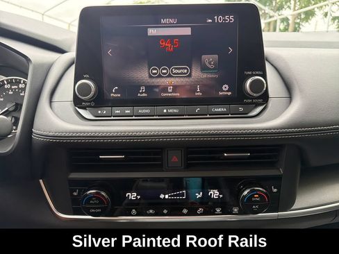 Used 2025 Nissan Rogue SV w/ SV Premium Package FWD image 21