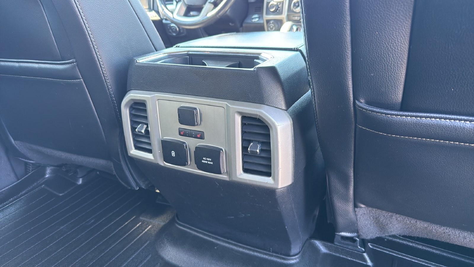Used 2018 Ford F150 Lariat w/ Equipment Group 502A Luxury AWD/4WD image 24