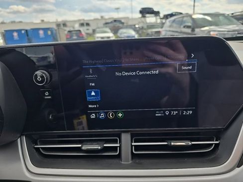 Used 2024 Chevrolet Trax LS w/ LS Convenience Package image 14