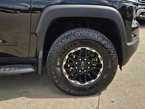 New 2026 Chevrolet Silverado EV Trail Boss image 5